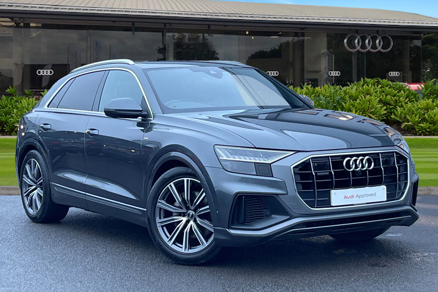 Main listing image - Audi Q8