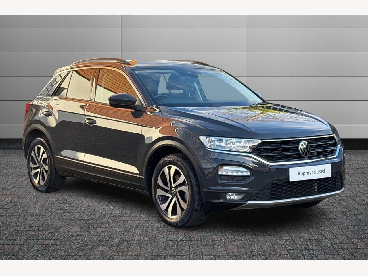 Main listing image - Volkswagen T-Roc