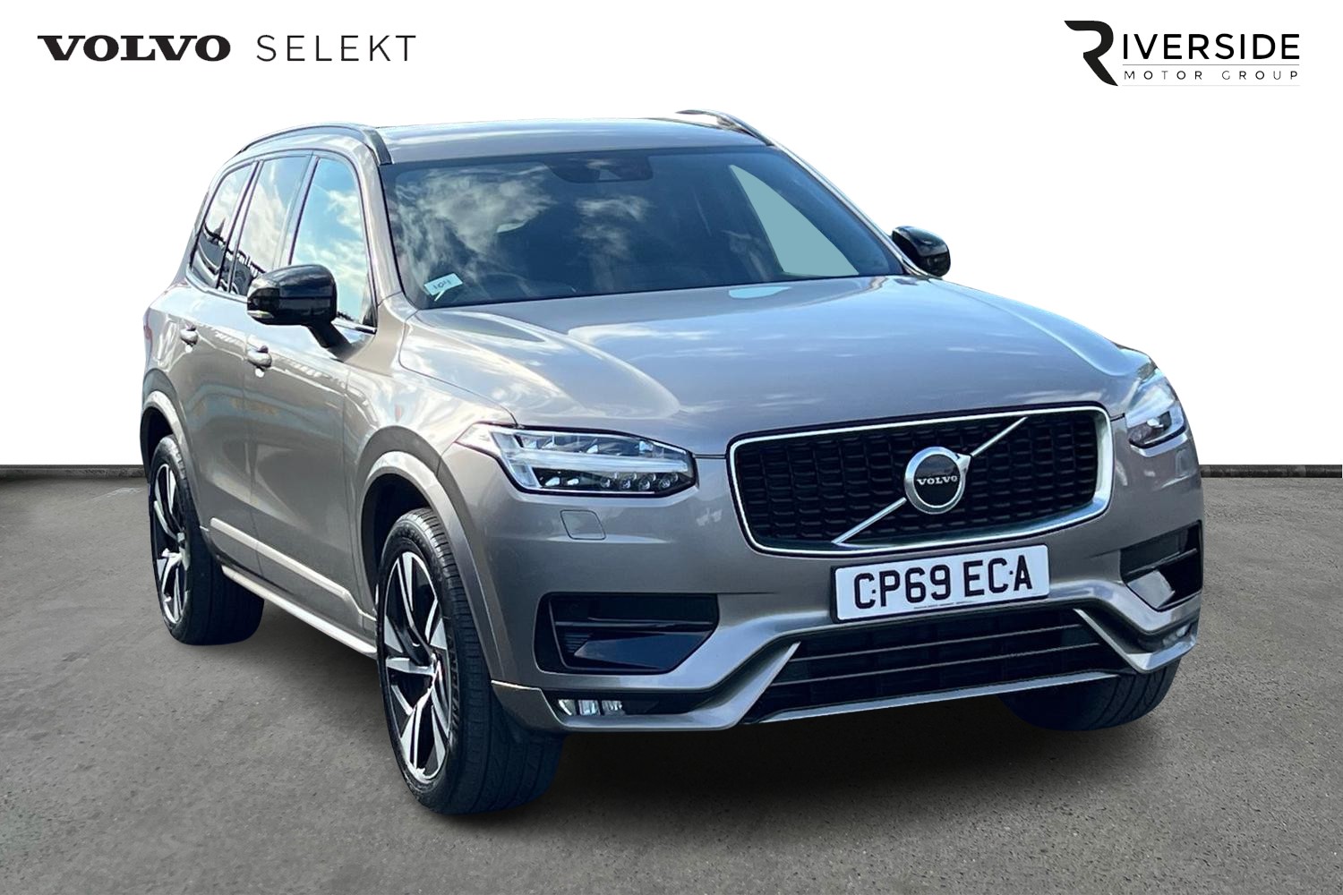 Main listing image - Volvo XC90