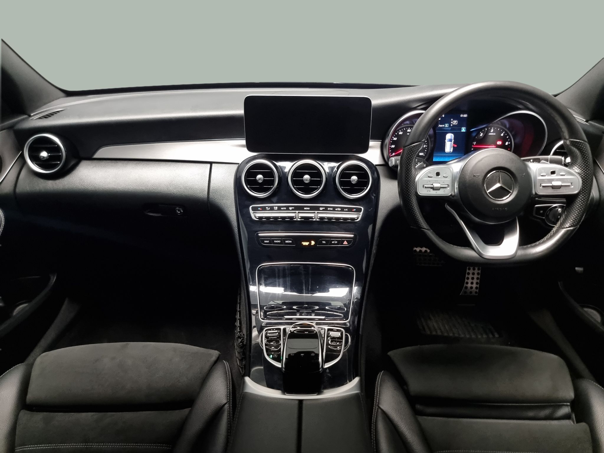 Main listing image - Mercedes-Benz C-Class Estate