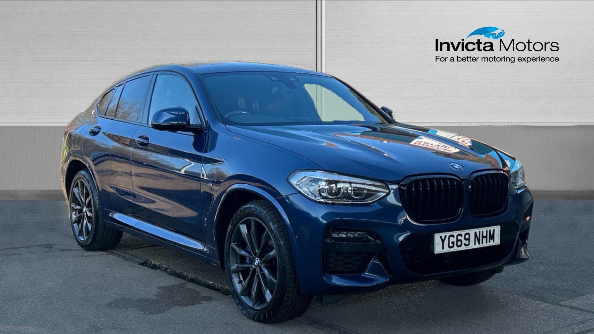 Main listing image - BMW X4