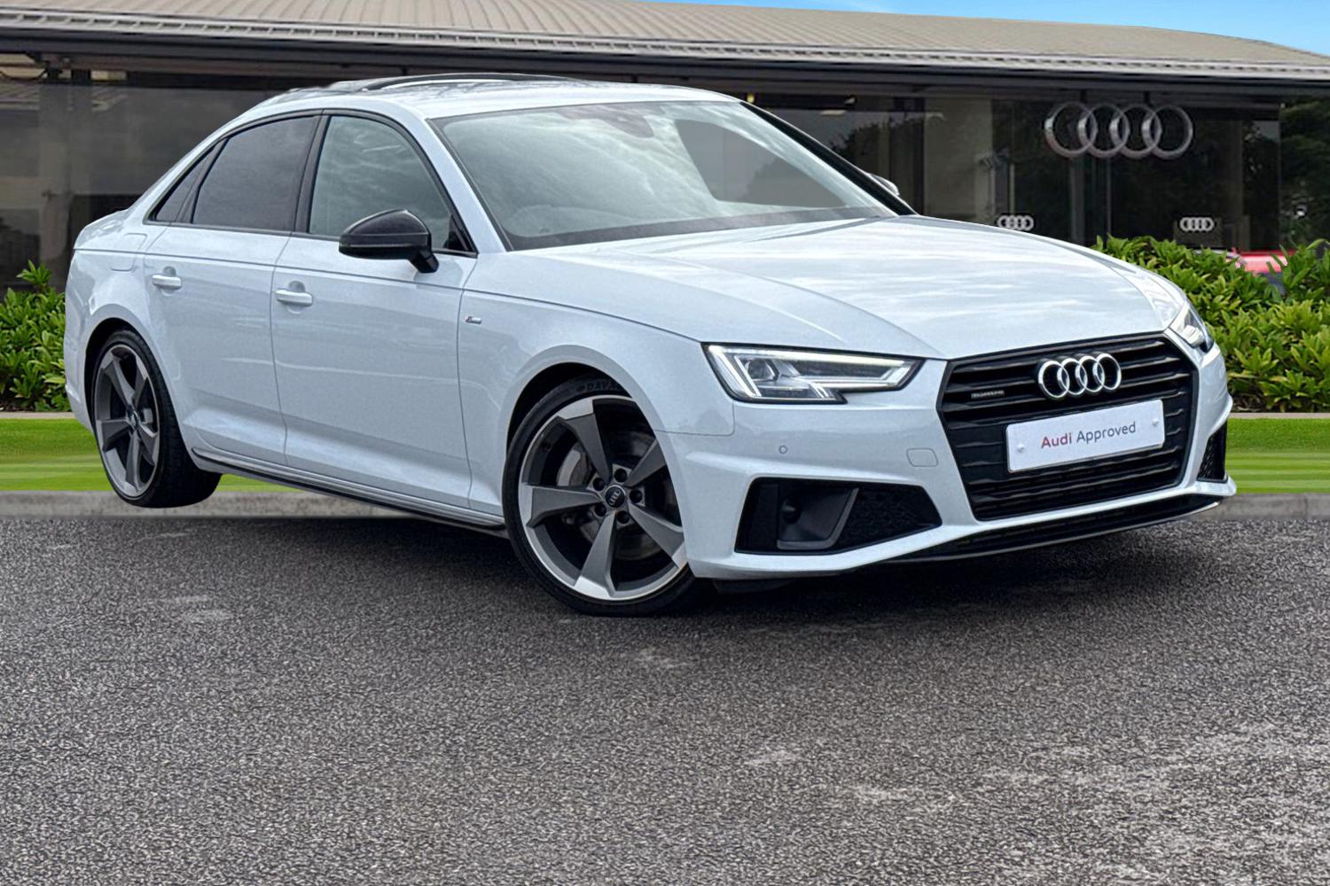 Main listing image - Audi A4