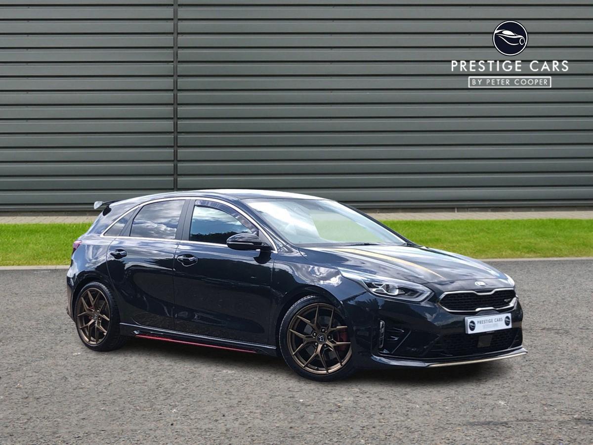Main listing image - Kia Ceed