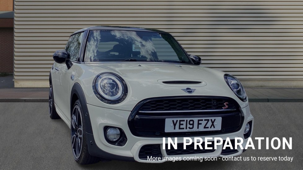 Main listing image - MINI Hatchback