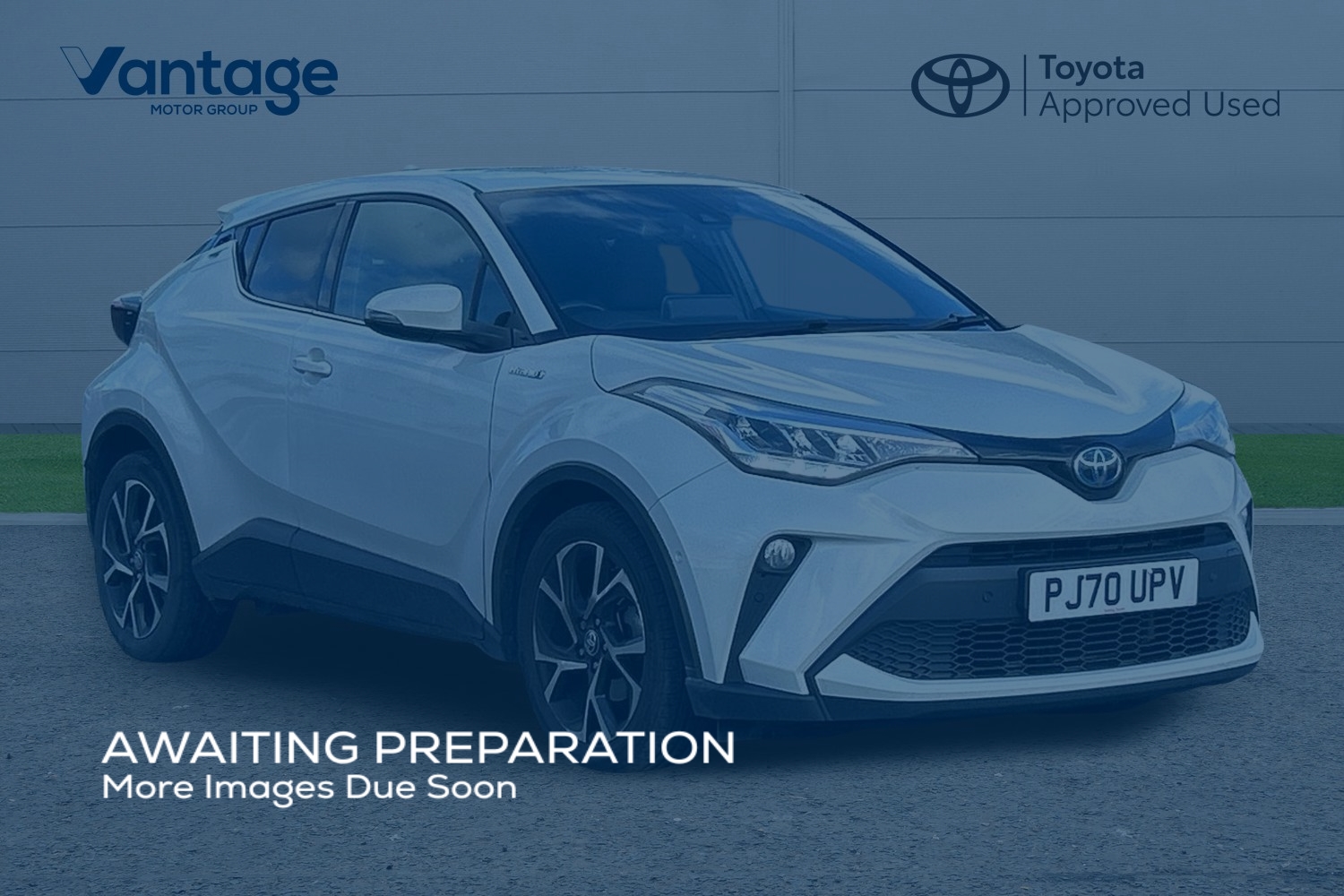 Main listing image - Toyota C-HR
