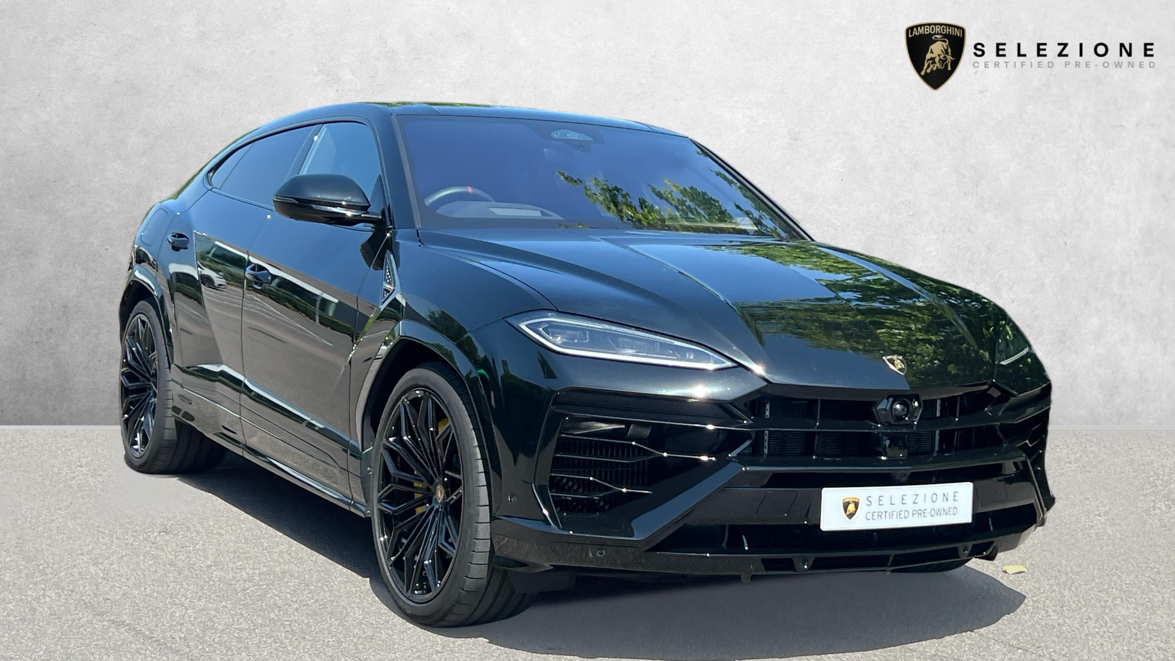 Main listing image - Lamborghini Urus