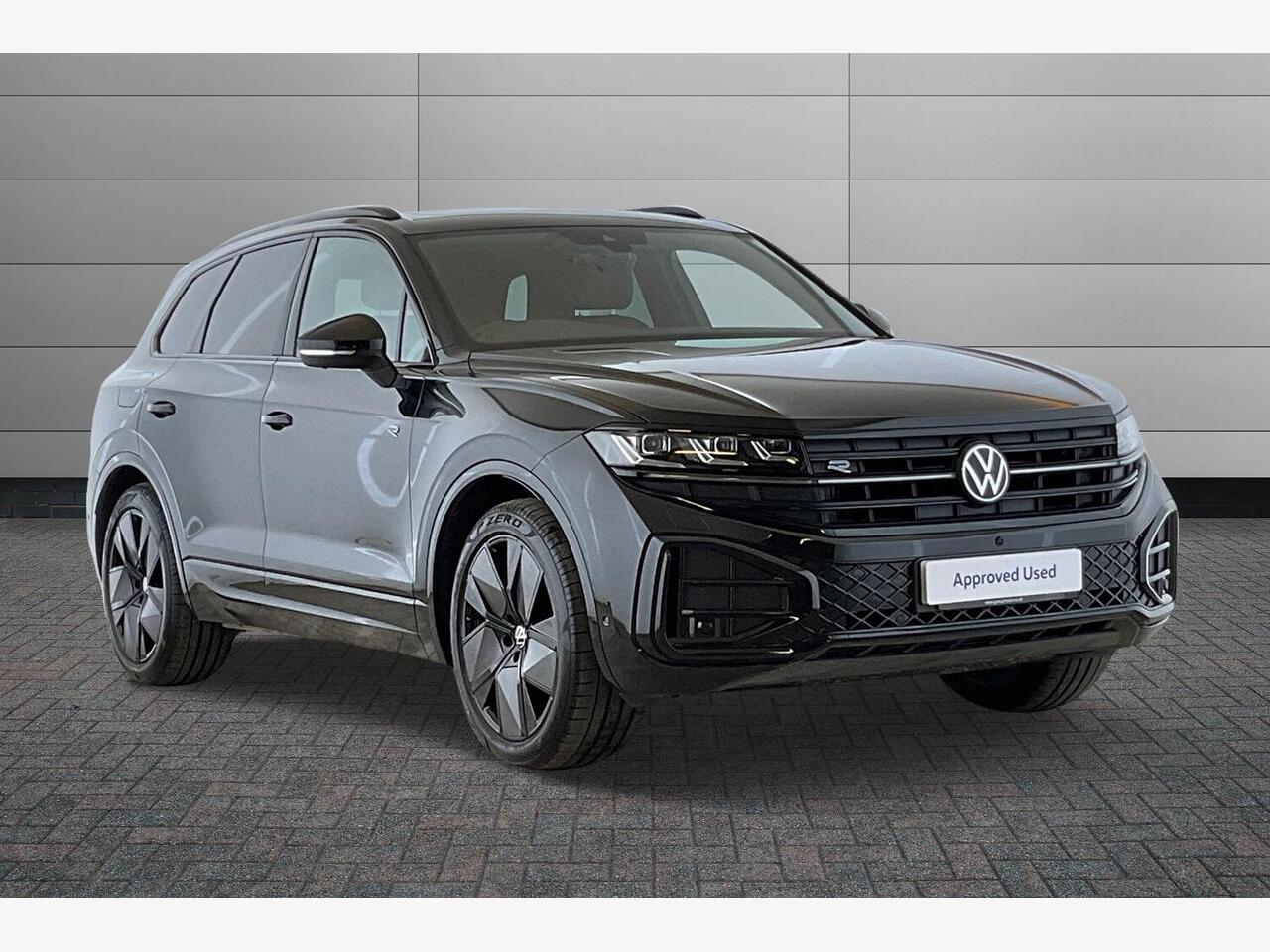 Main listing image - Volkswagen Touareg