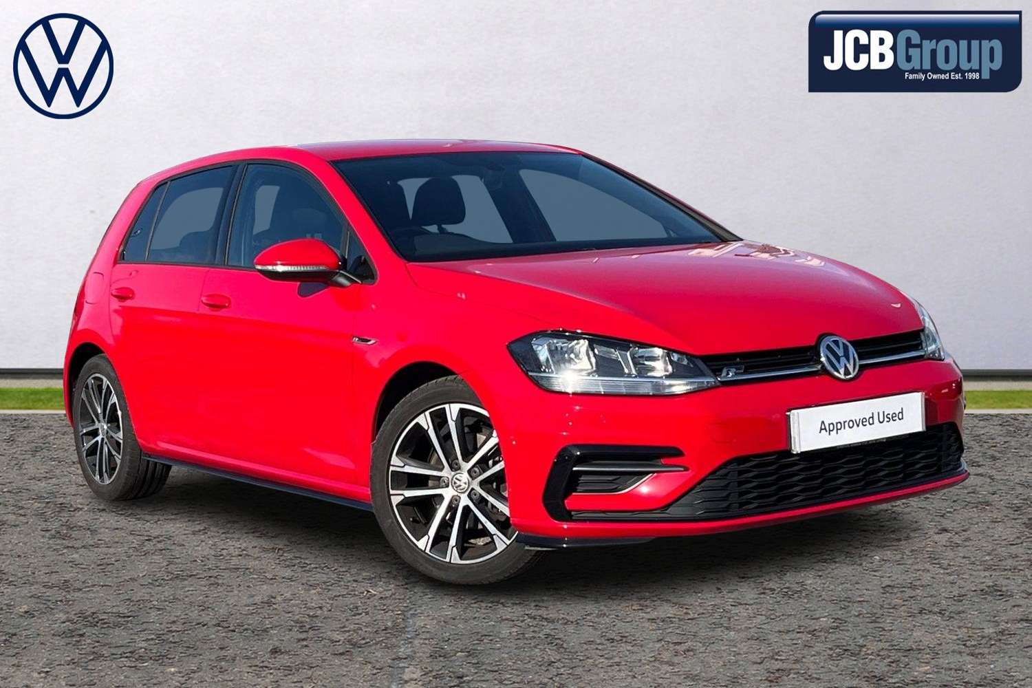 Main listing image - Volkswagen Golf
