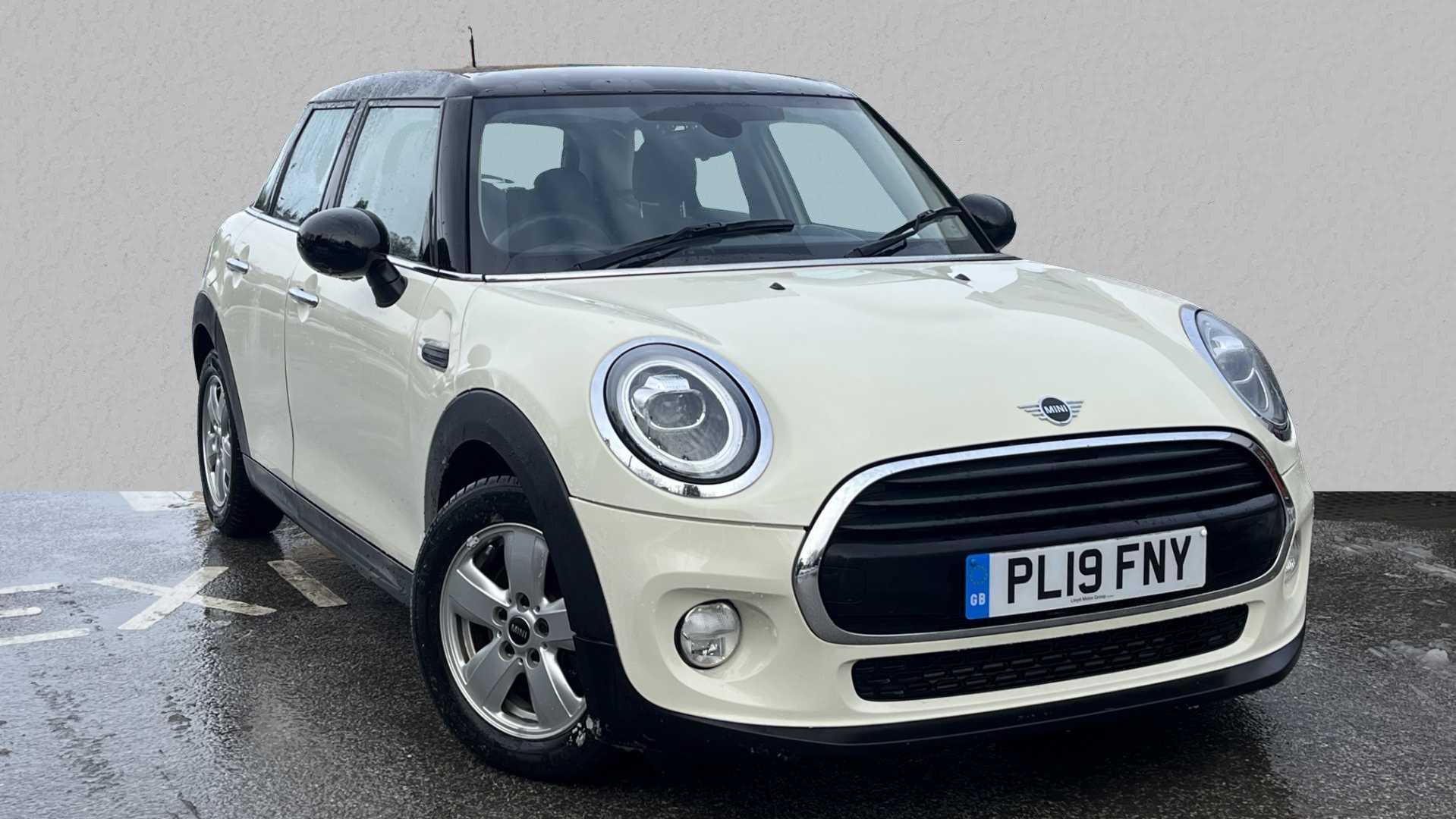 Main listing image - MINI Hatchback 5dr