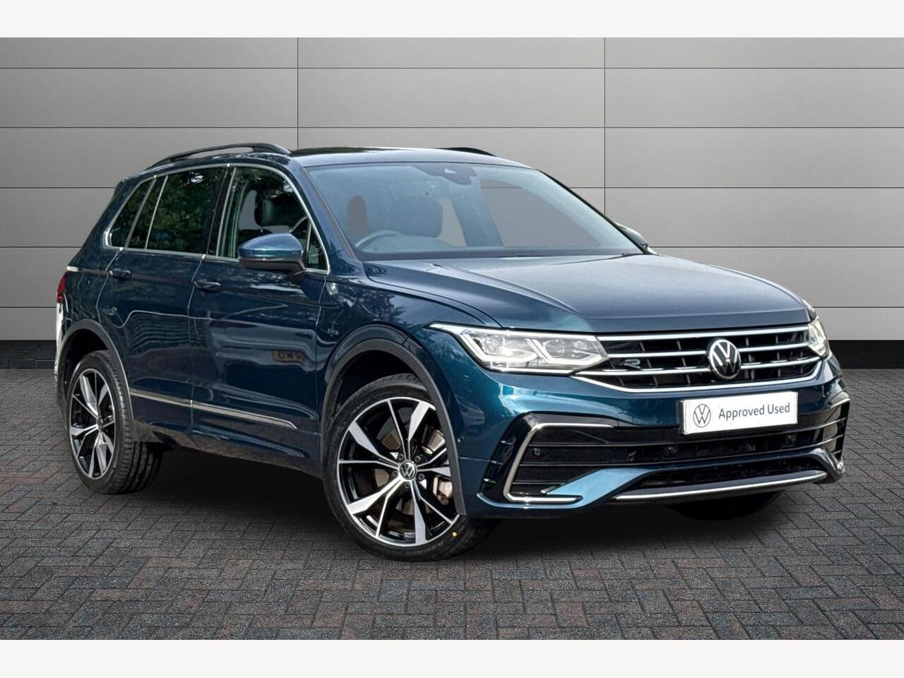 Main listing image - Volkswagen Tiguan