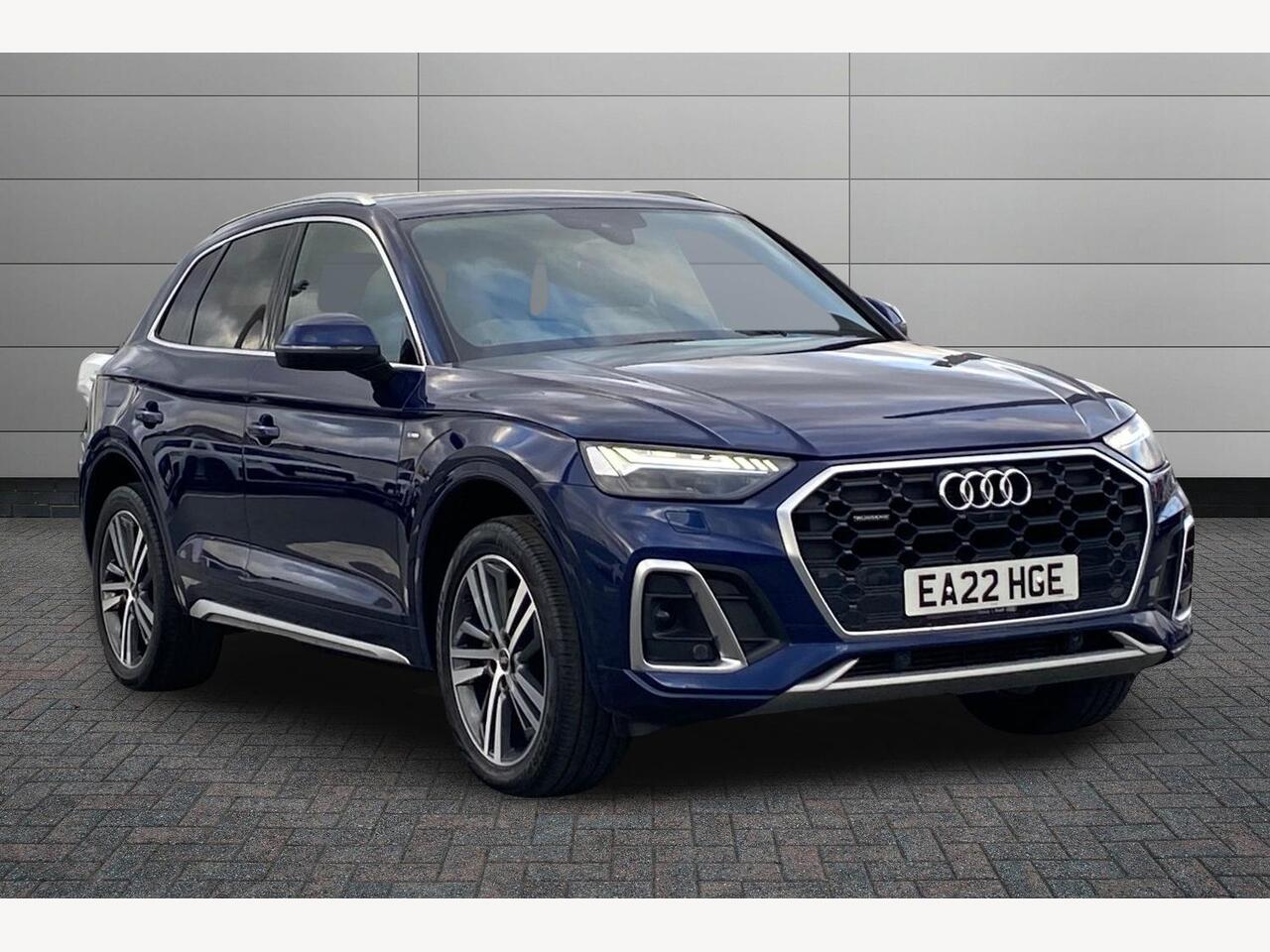 Main listing image - Audi Q5