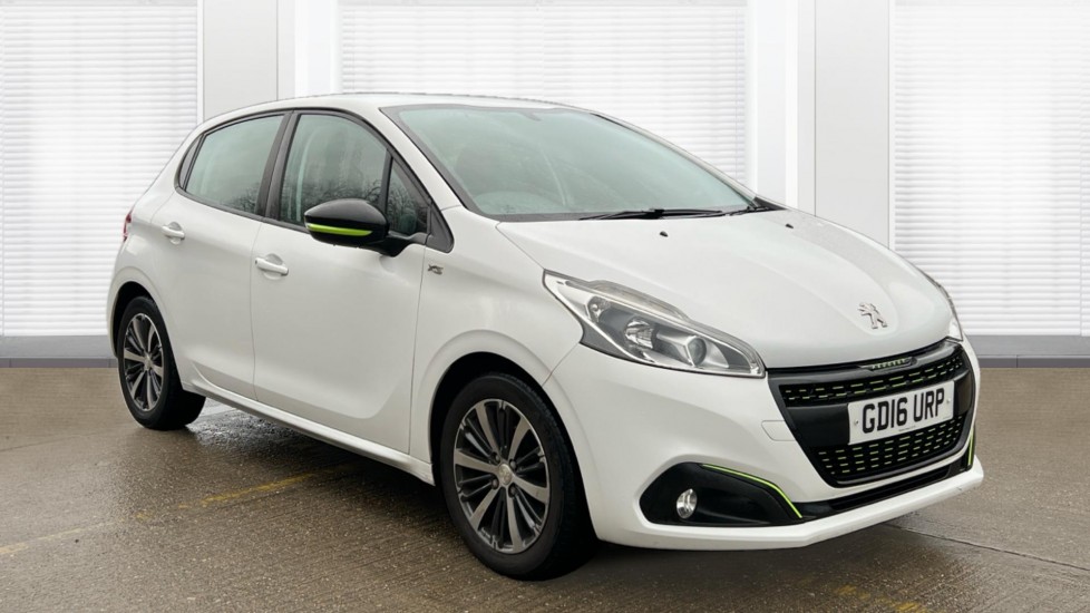 Main listing image - Peugeot 208