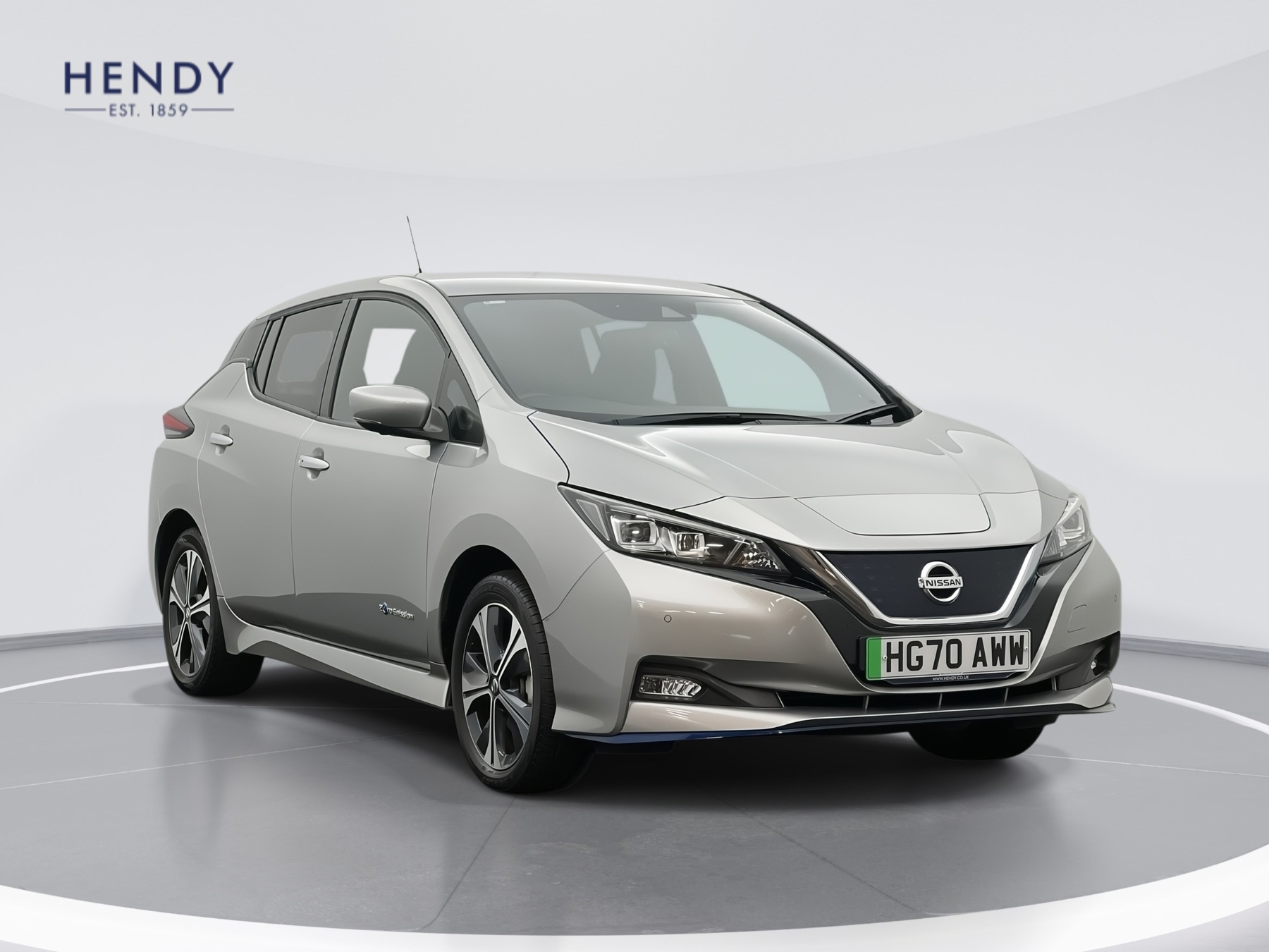 Main listing image - Nissan Leaf
