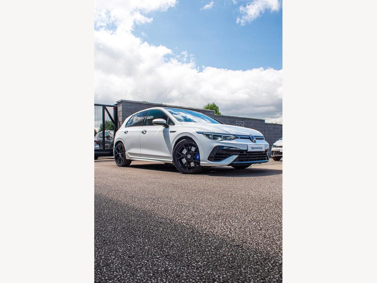 Main listing image - Volkswagen Golf R