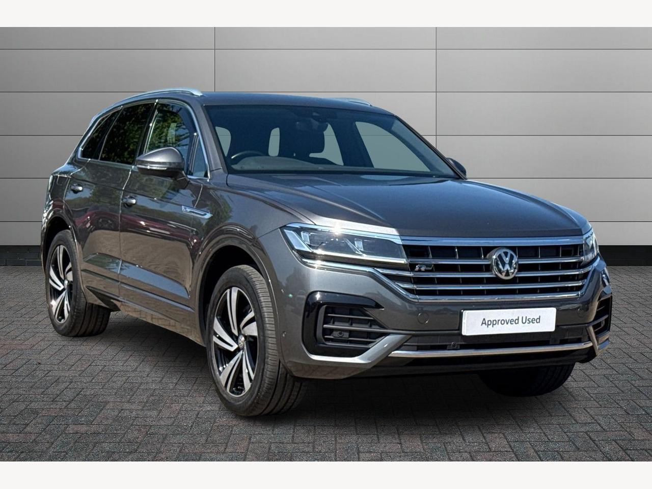 Main listing image - Volkswagen Touareg