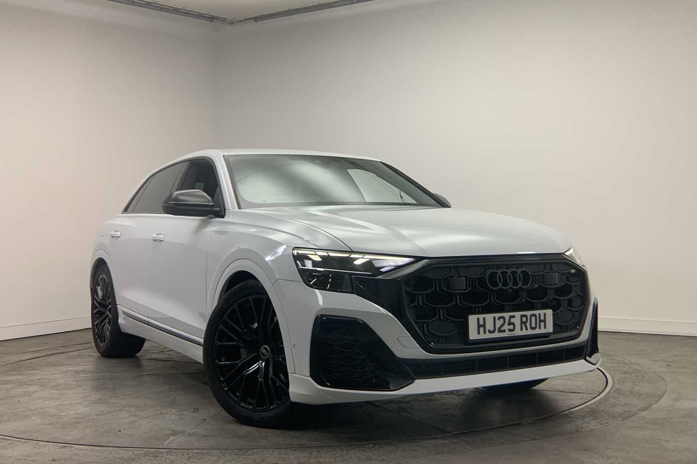 Main listing image - Audi Q8