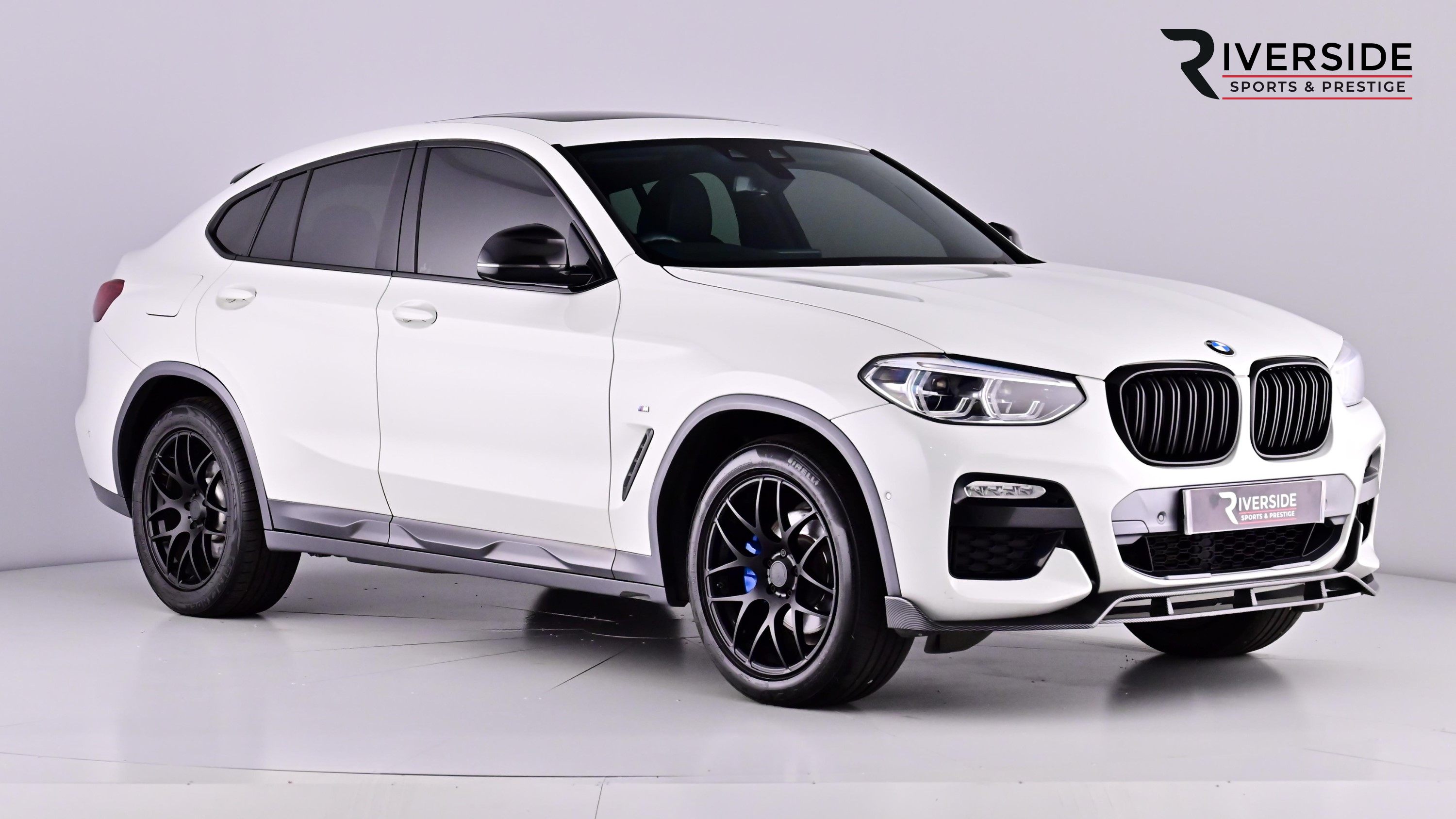 Main listing image - BMW X4