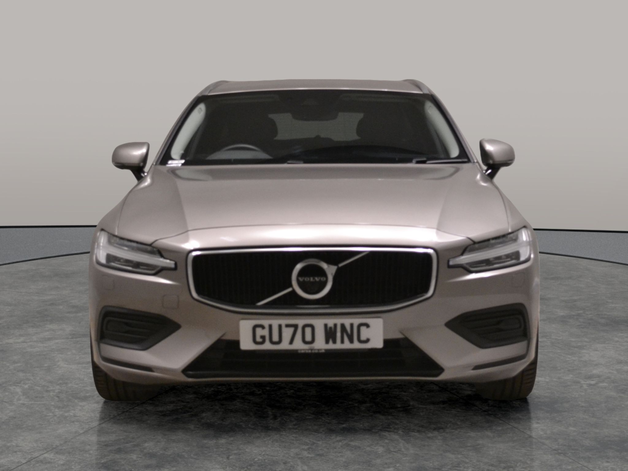 Main listing image - Volvo V60