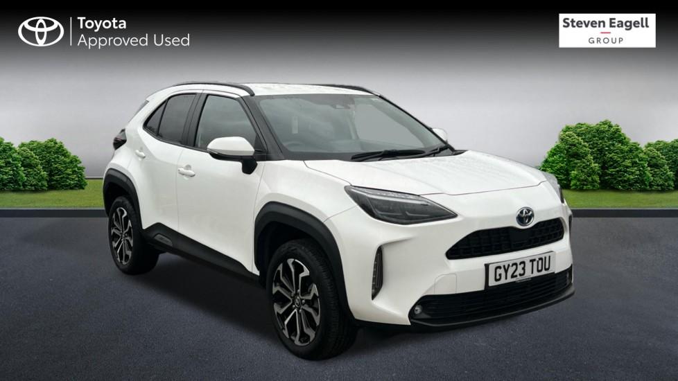 Main listing image - Toyota Yaris Cross