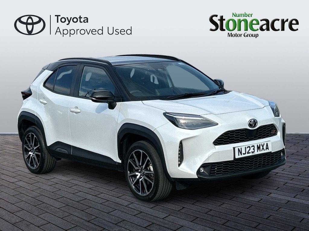 Main listing image - Toyota Yaris Cross