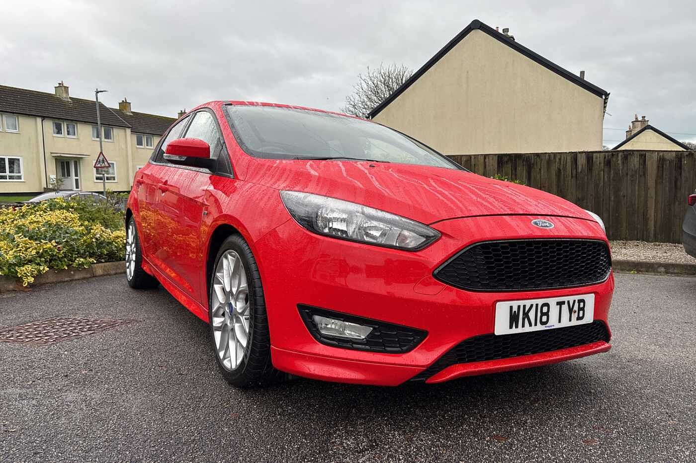 Main listing image - Ford Focus