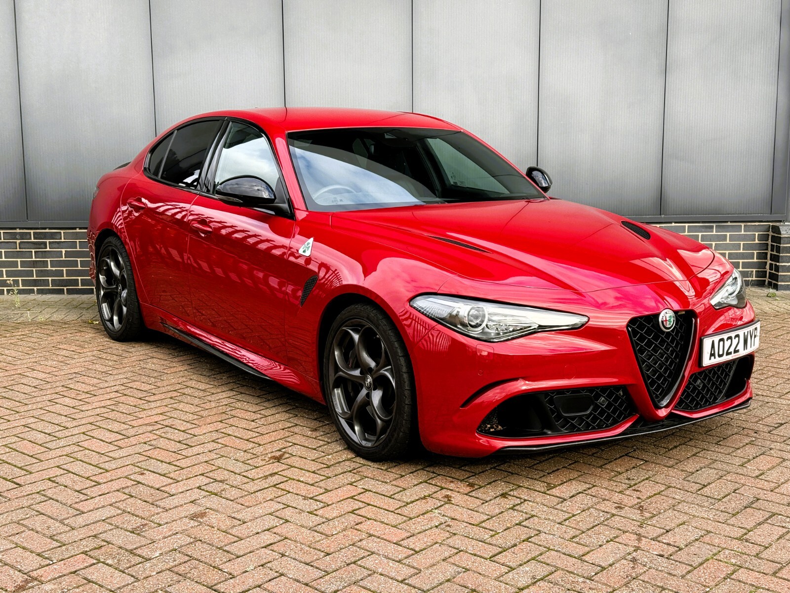 Main listing image - Alfa Romeo Giulia