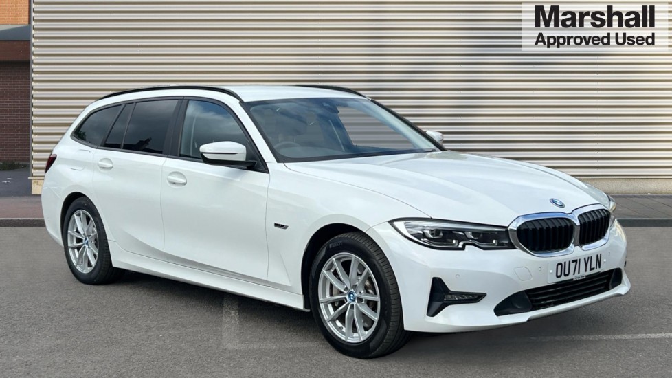 Main listing image - BMW 3 Series Touring