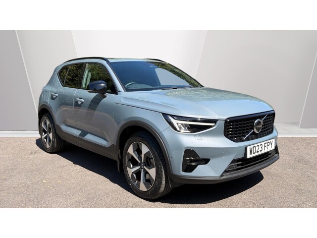 Main listing image - Volvo XC40