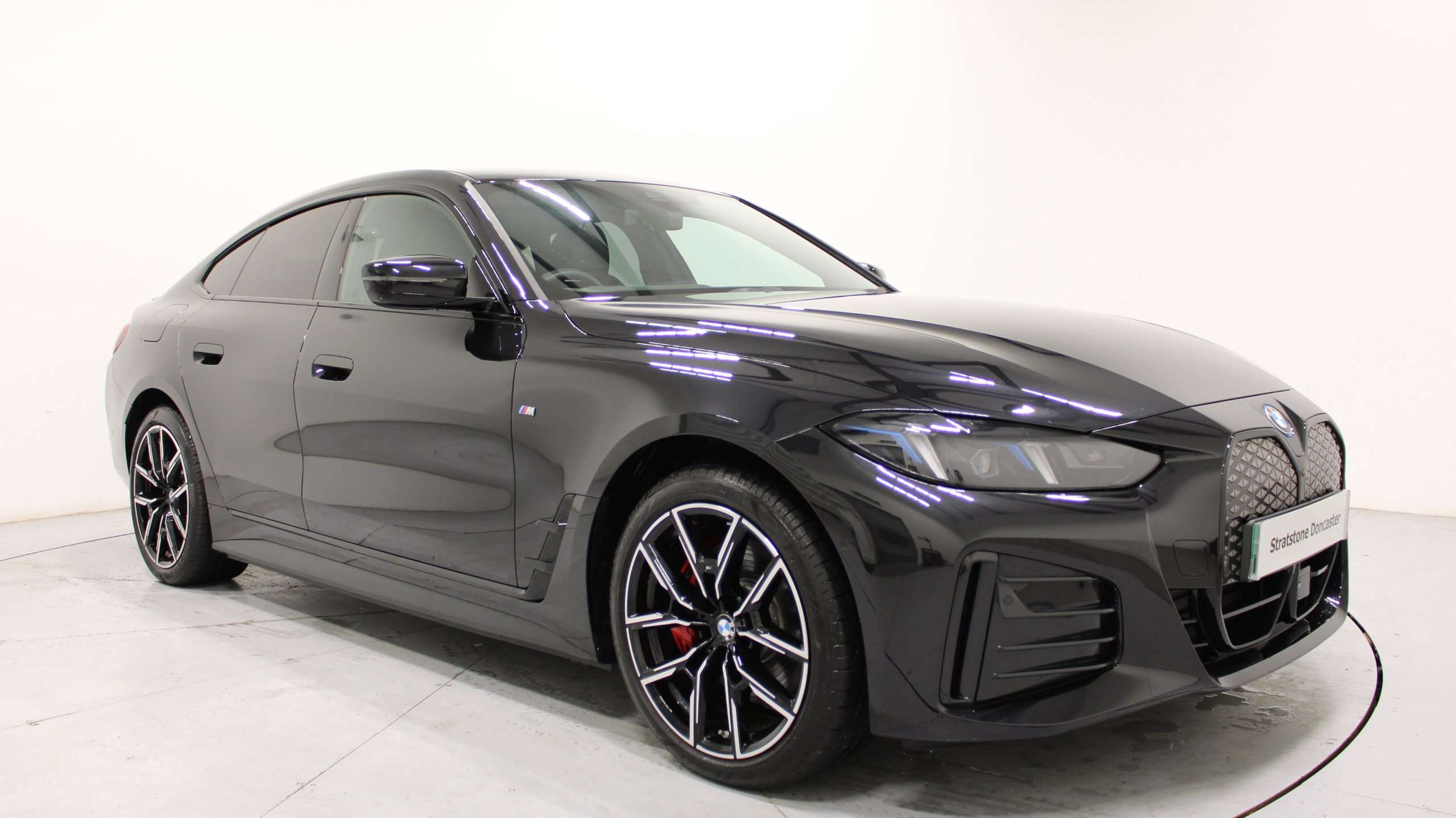 Main listing image - BMW i4