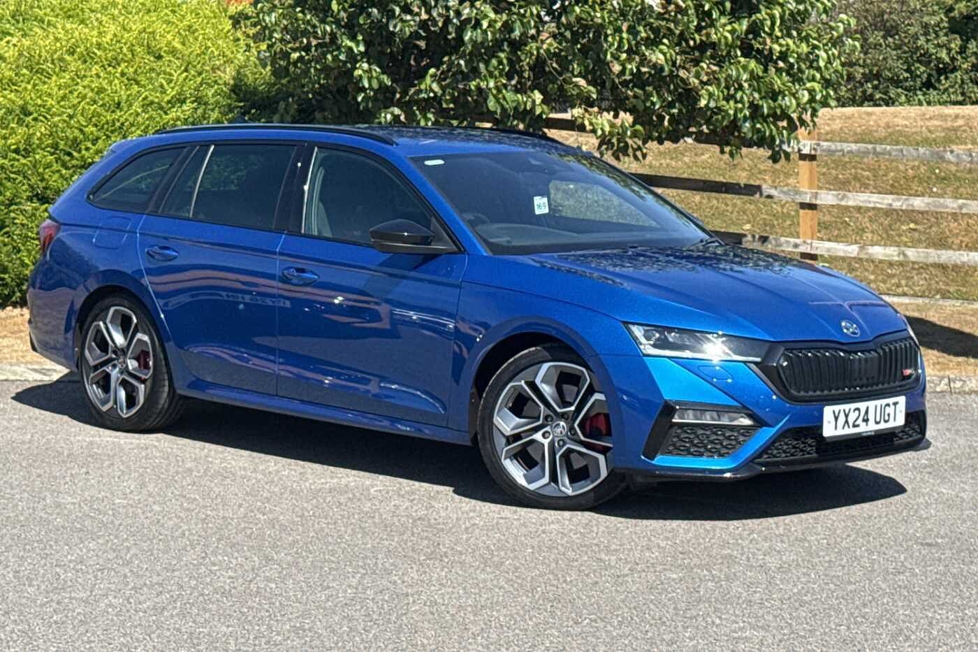 Main listing image - Skoda Octavia Estate