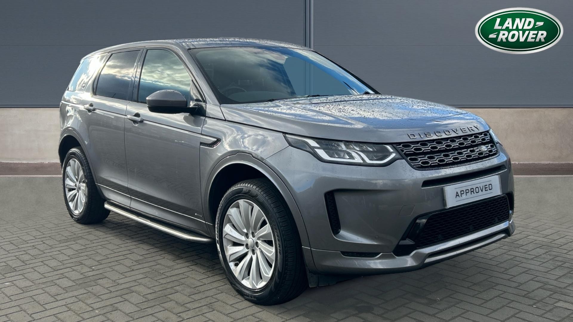 Main listing image - Land Rover Discovery Sport