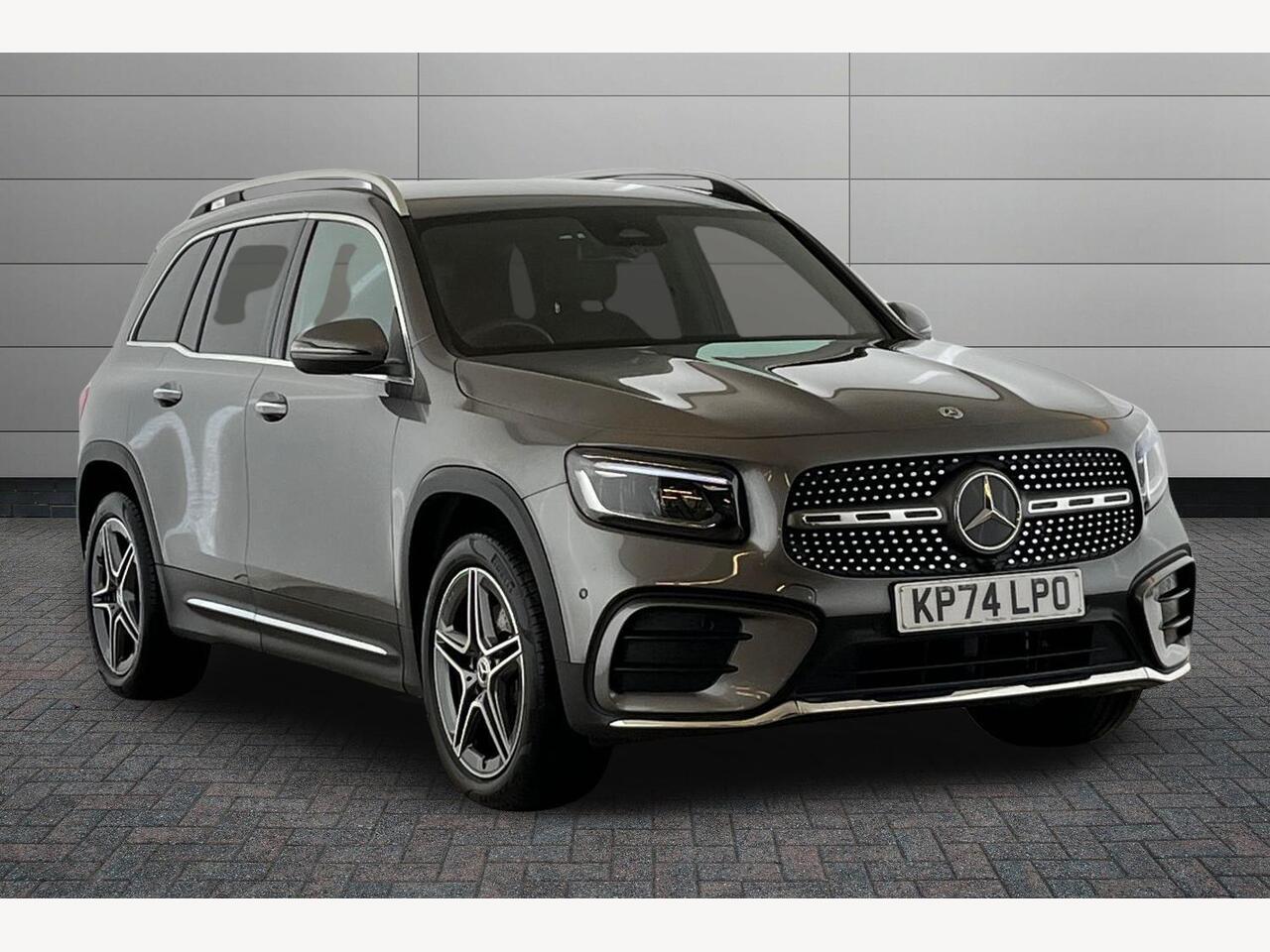 Main listing image - Mercedes-Benz GLB