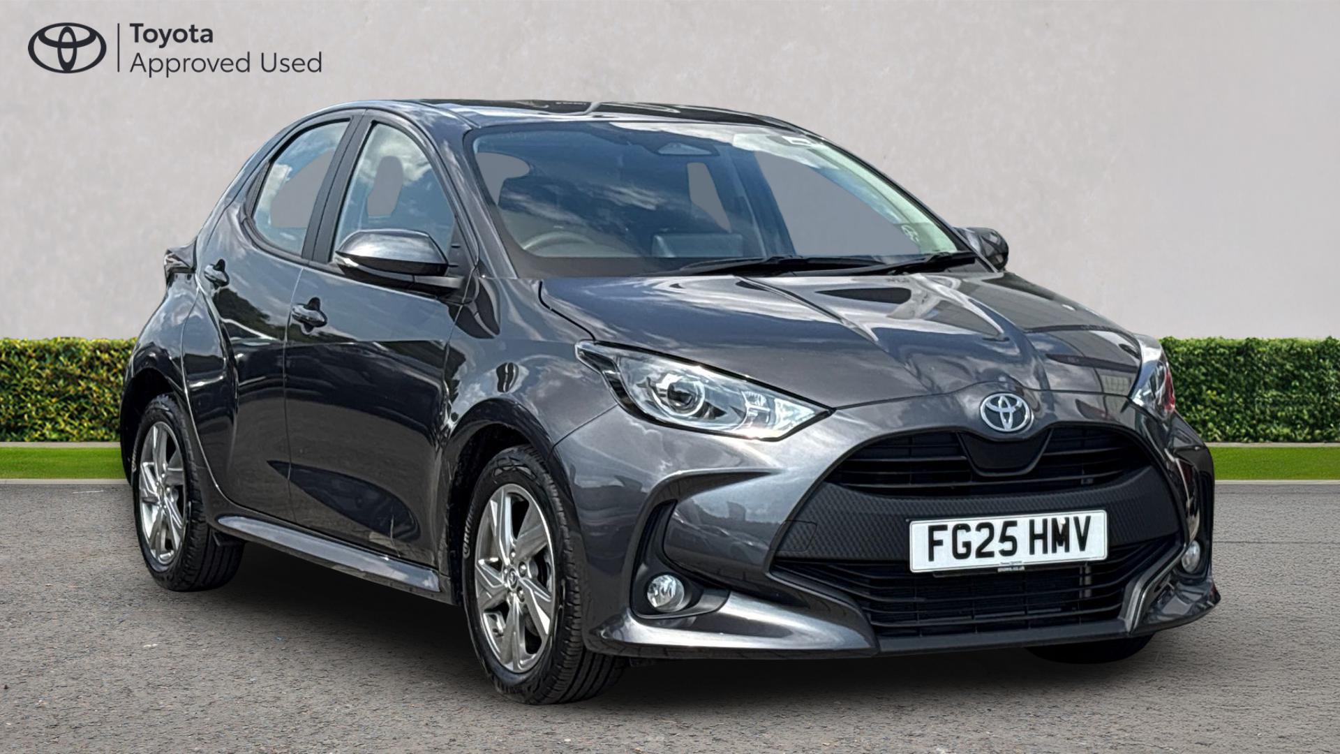 Main listing image - Toyota Yaris