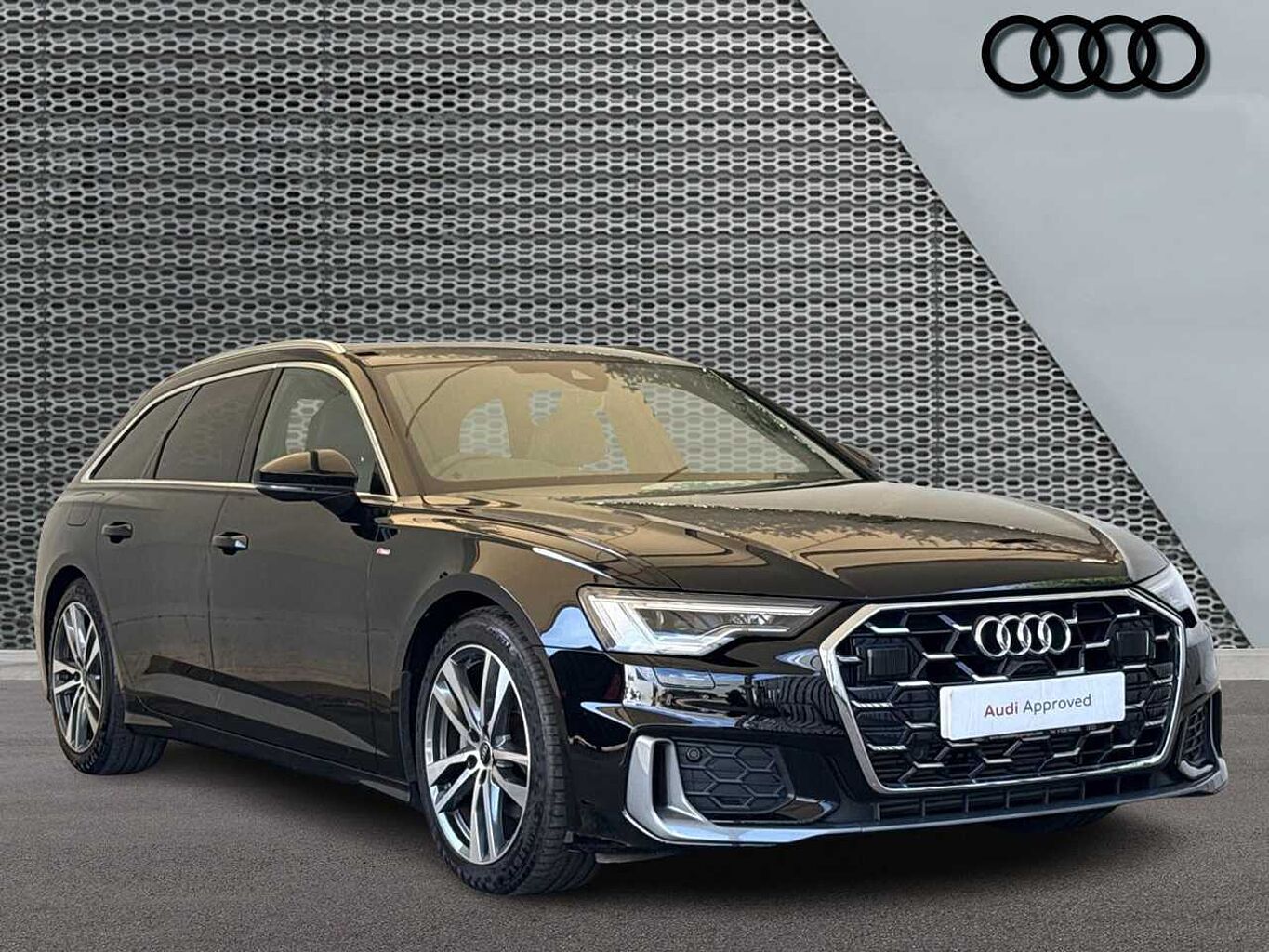 Main listing image - Audi A6