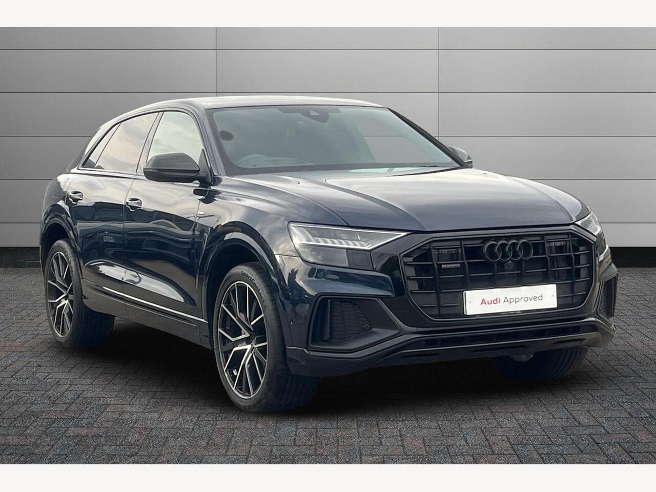 Main listing image - Audi Q8