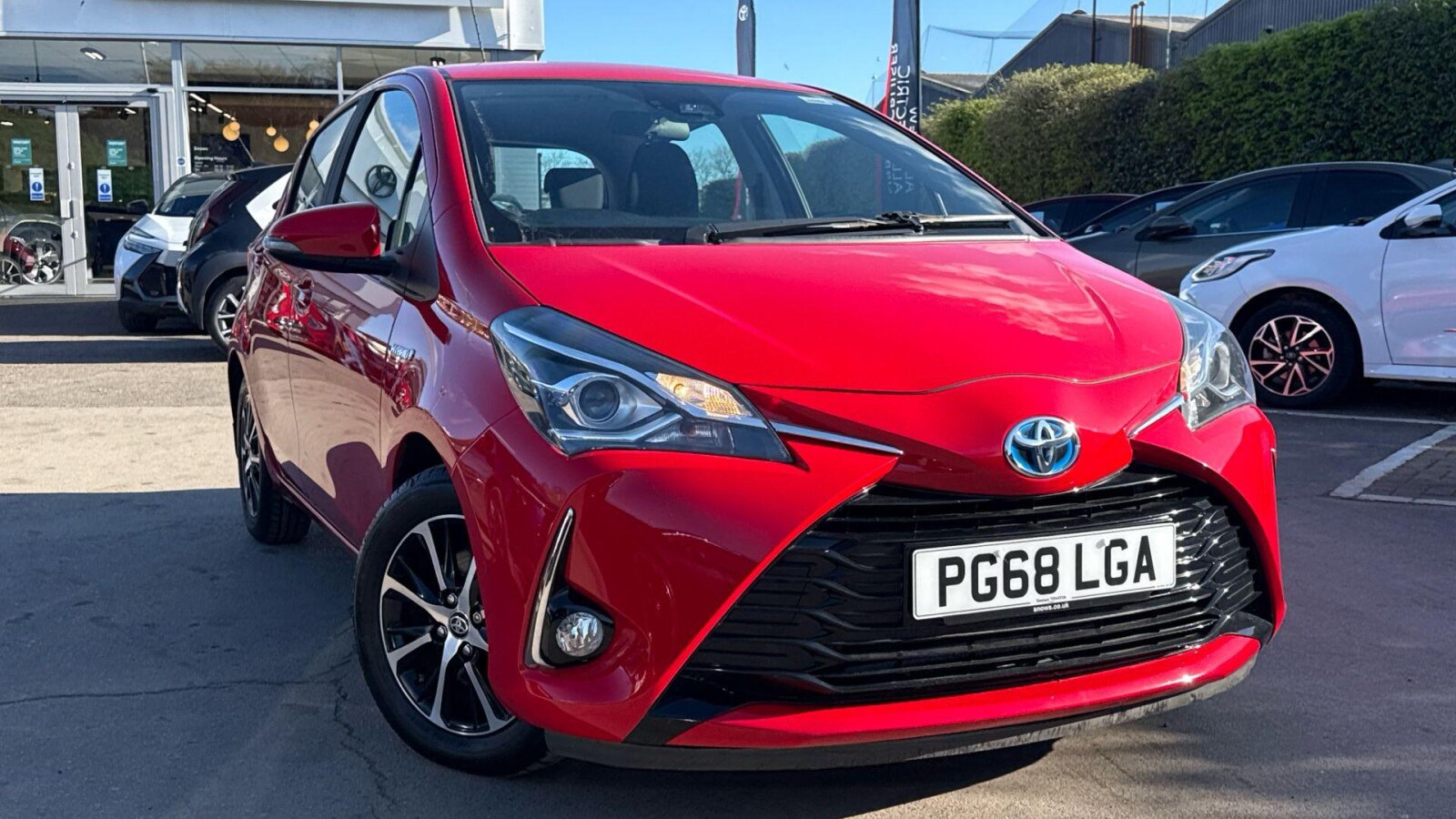 Main listing image - Toyota Yaris