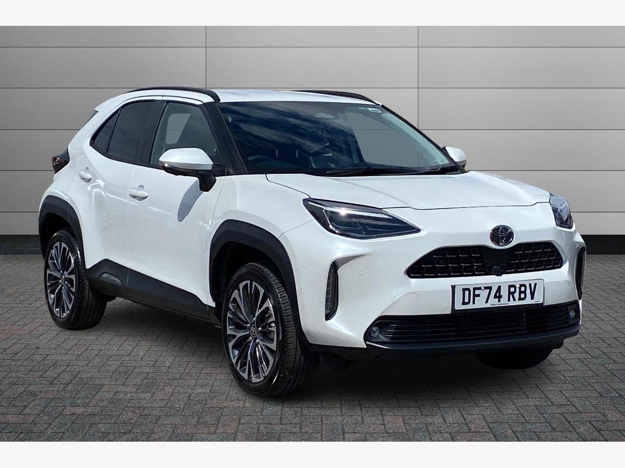 Main listing image - Toyota Yaris Cross