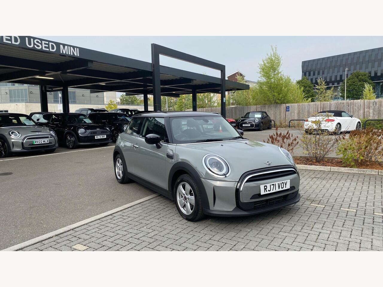 Main listing image - MINI Hatchback