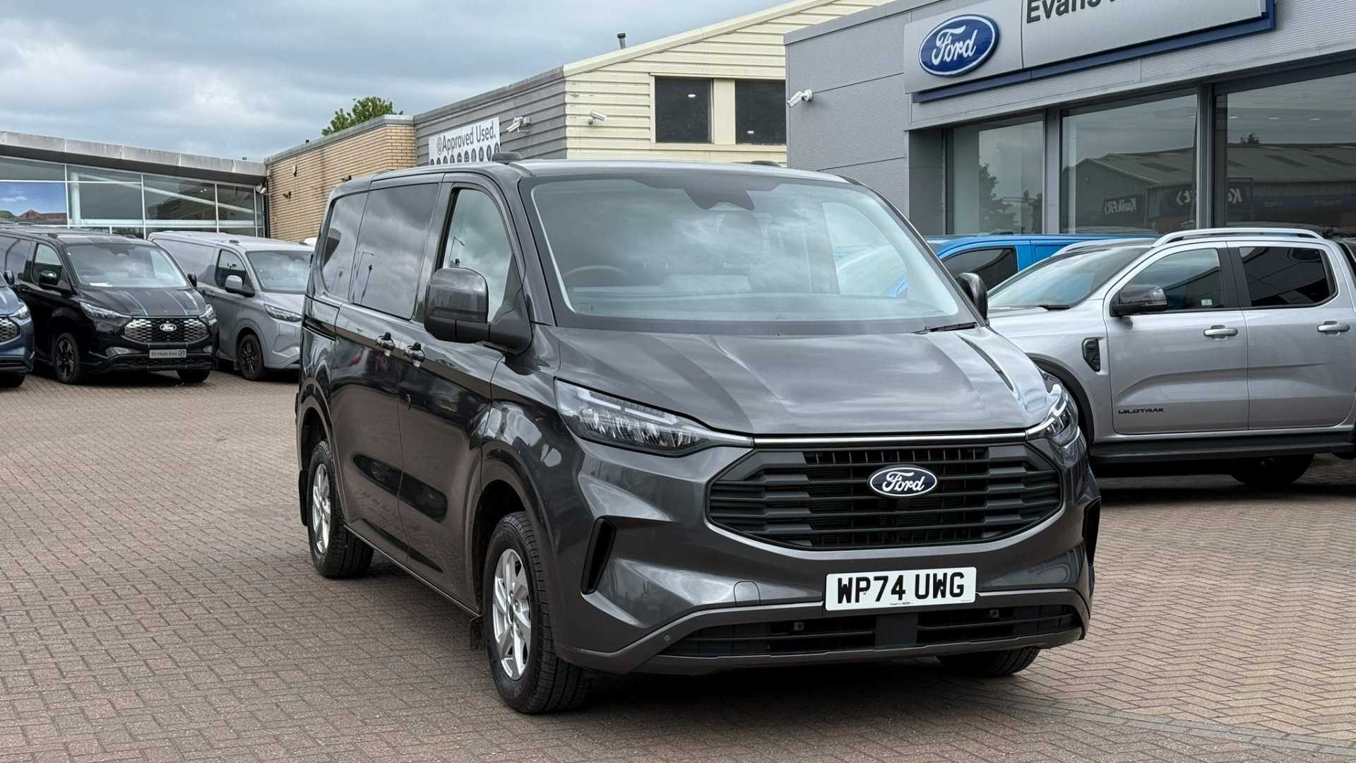 Main listing image - Ford Transit Custom