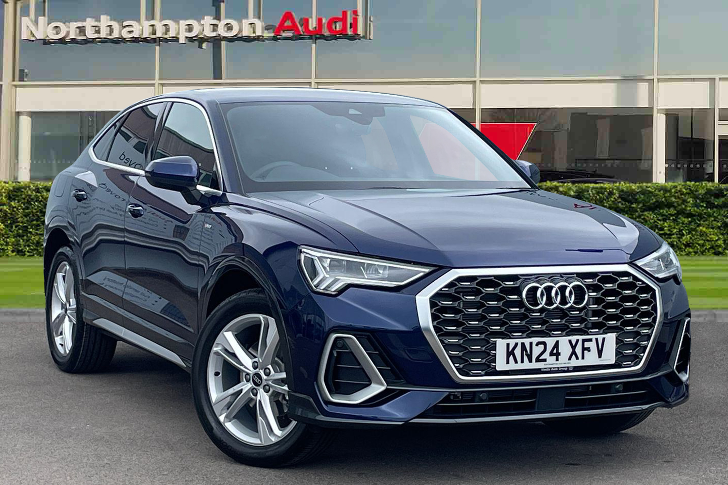 Main listing image - Audi Q3