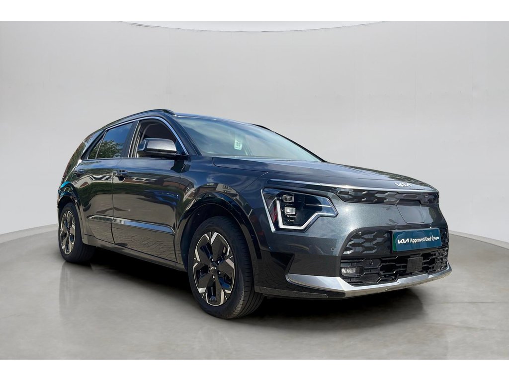Main listing image - Kia Niro