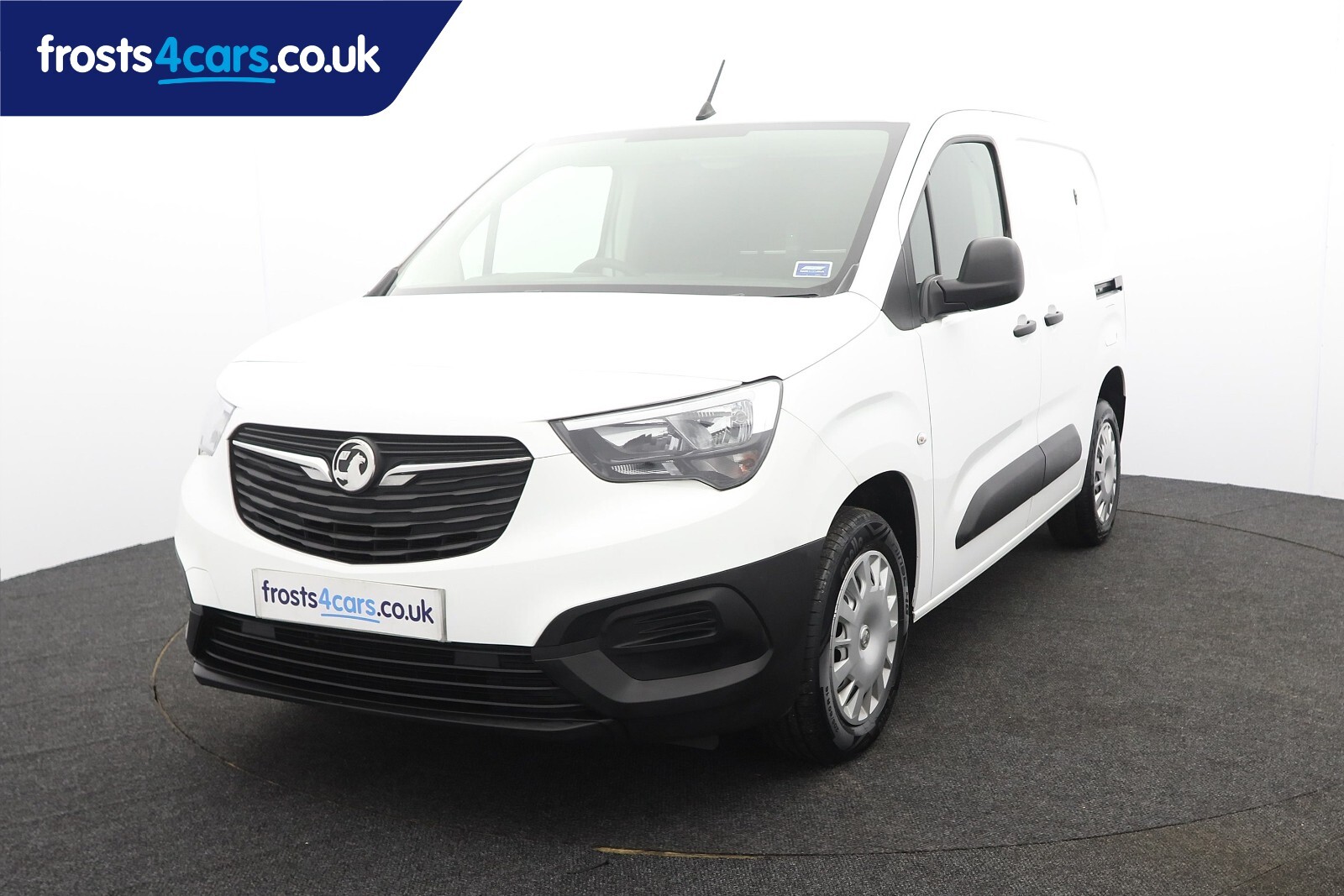 Main listing image - Vauxhall Combo Cargo