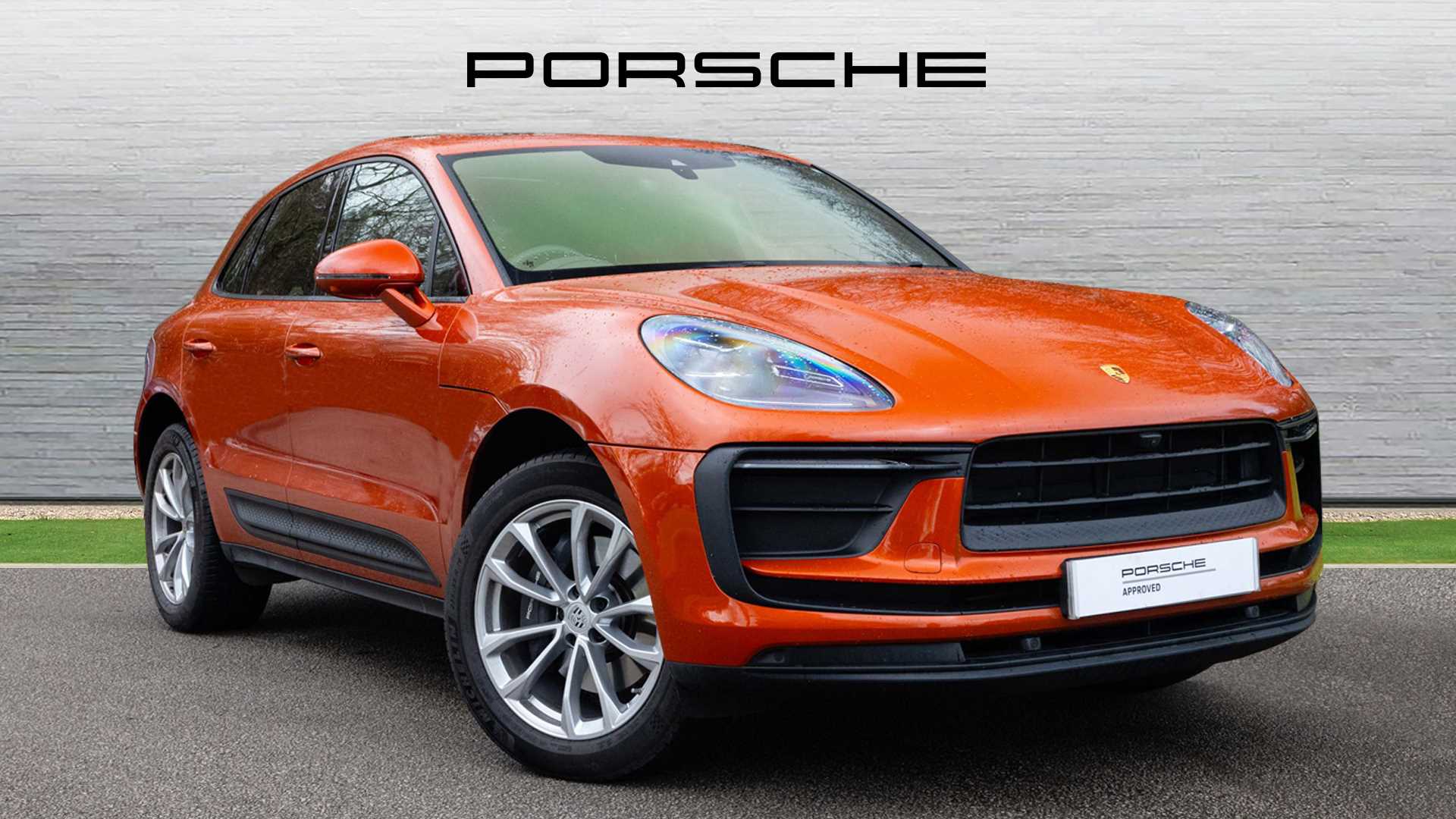 Main listing image - Porsche Macan