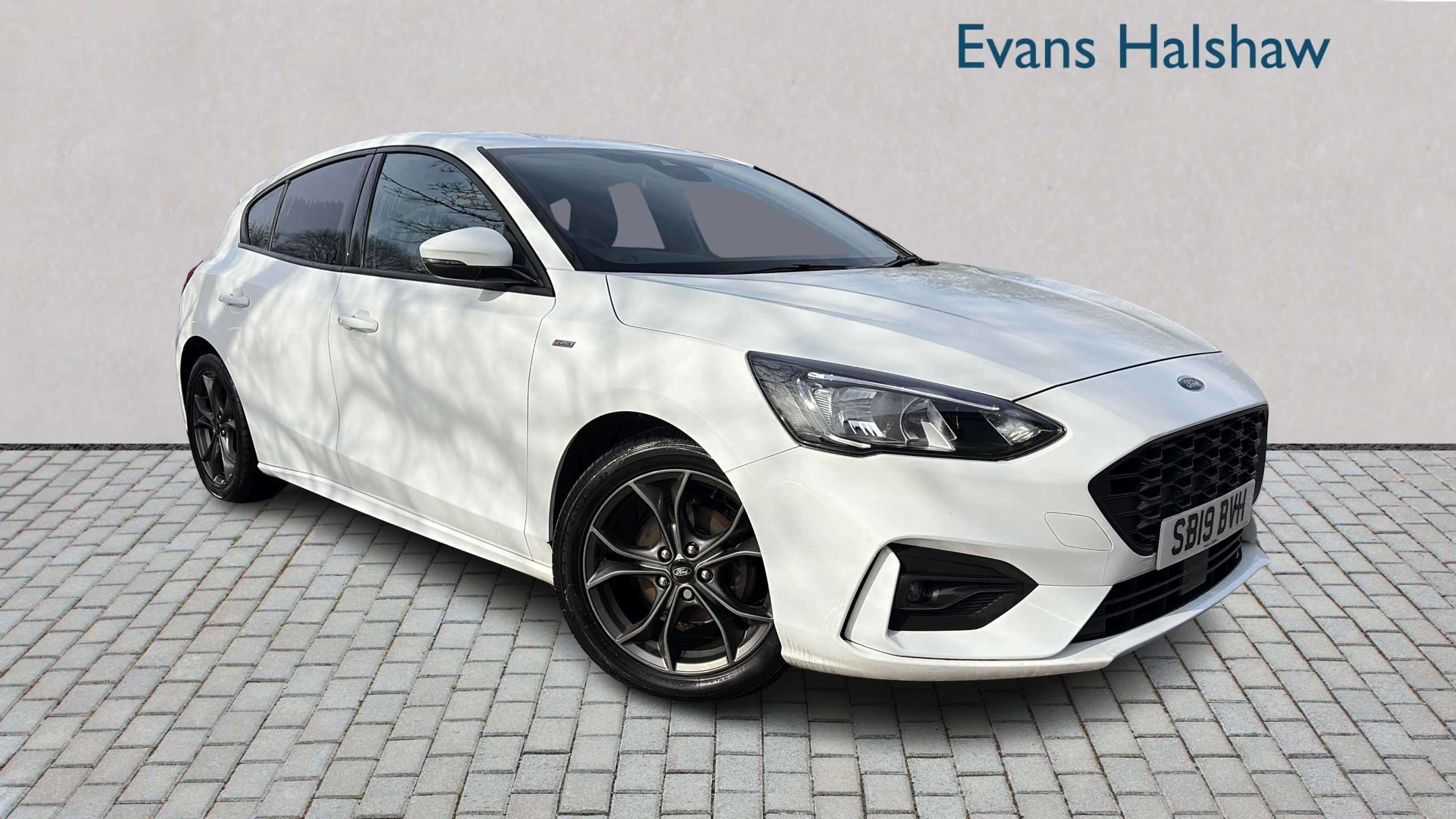 Main listing image - Ford Focus