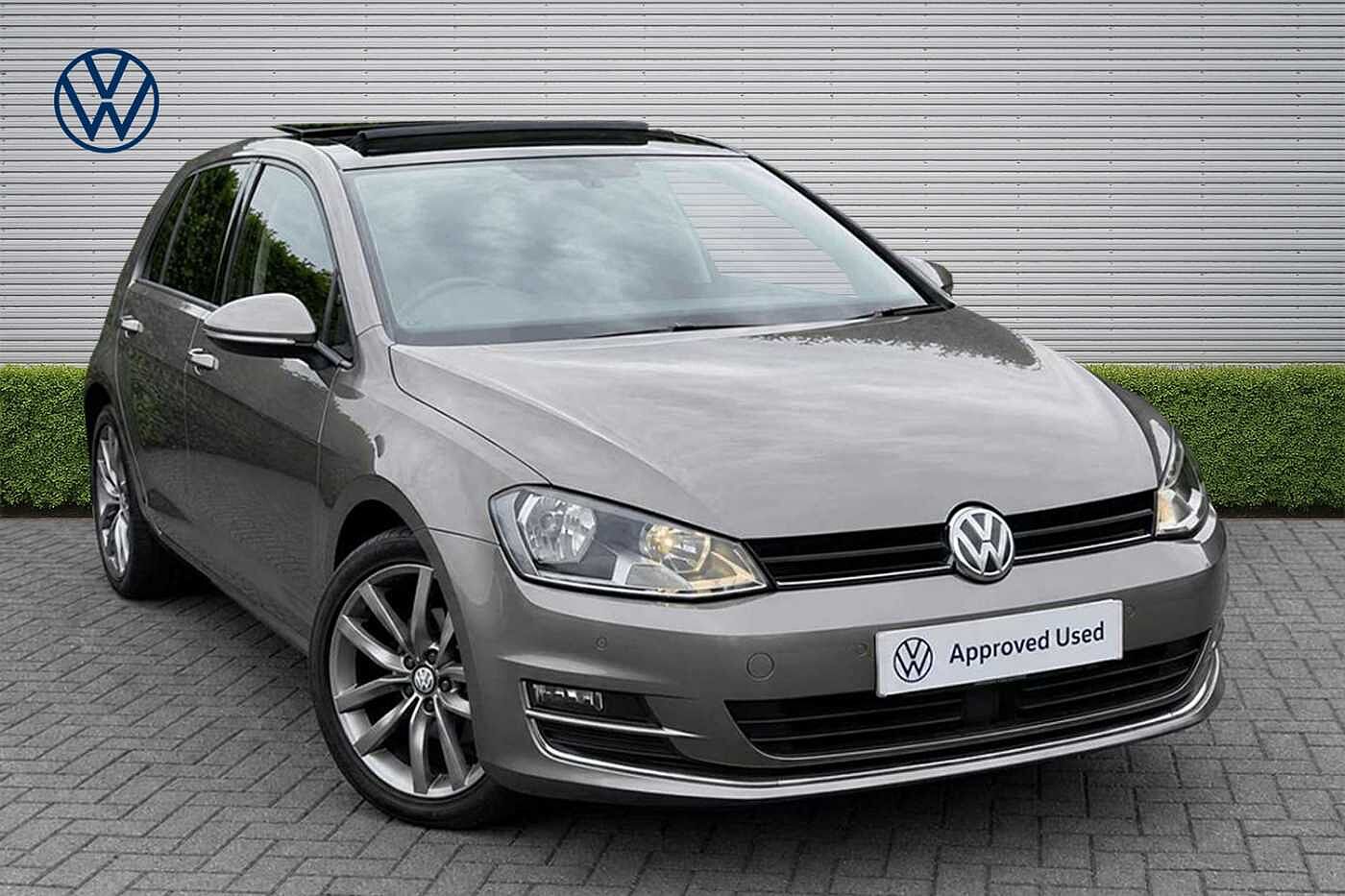 Main listing image - Volkswagen Golf