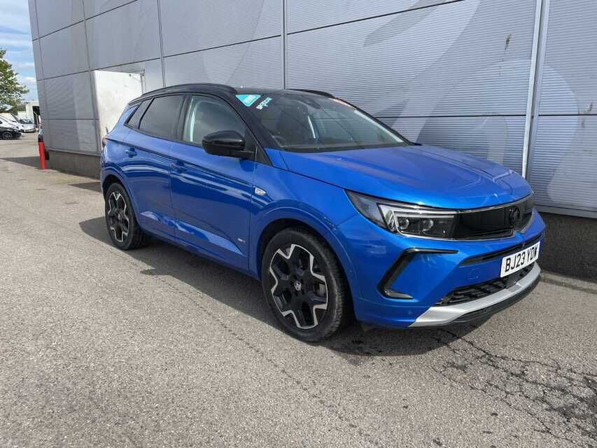 Main listing image - Vauxhall Grandland