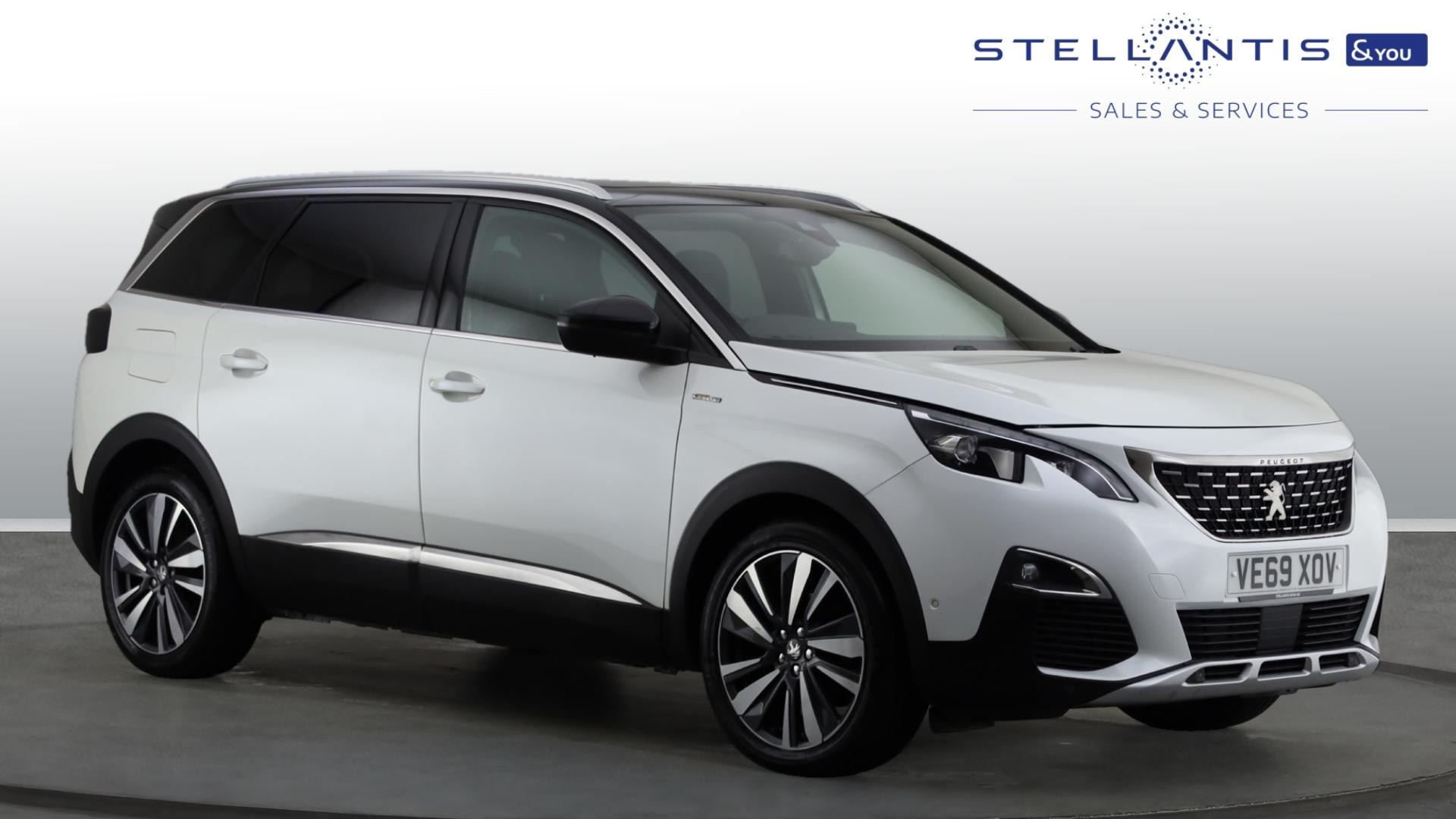 Main listing image - Peugeot 5008