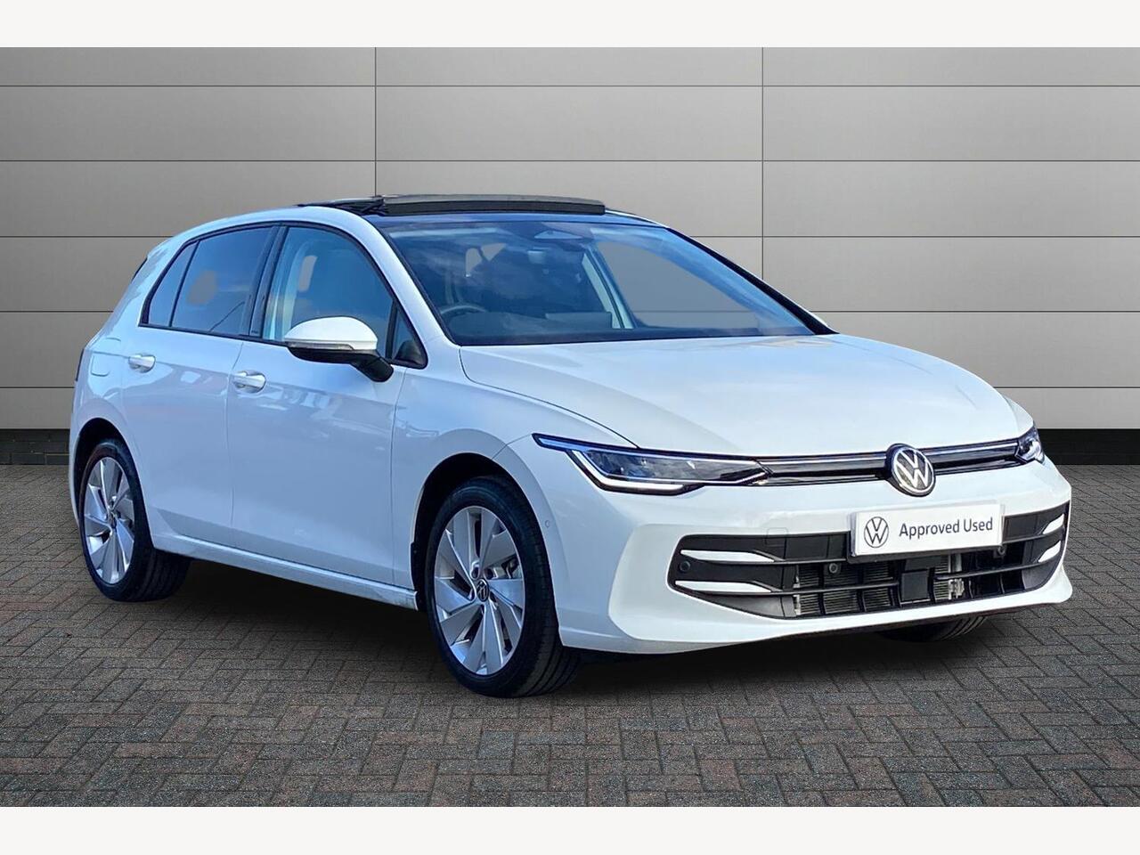 Main listing image - Volkswagen Golf