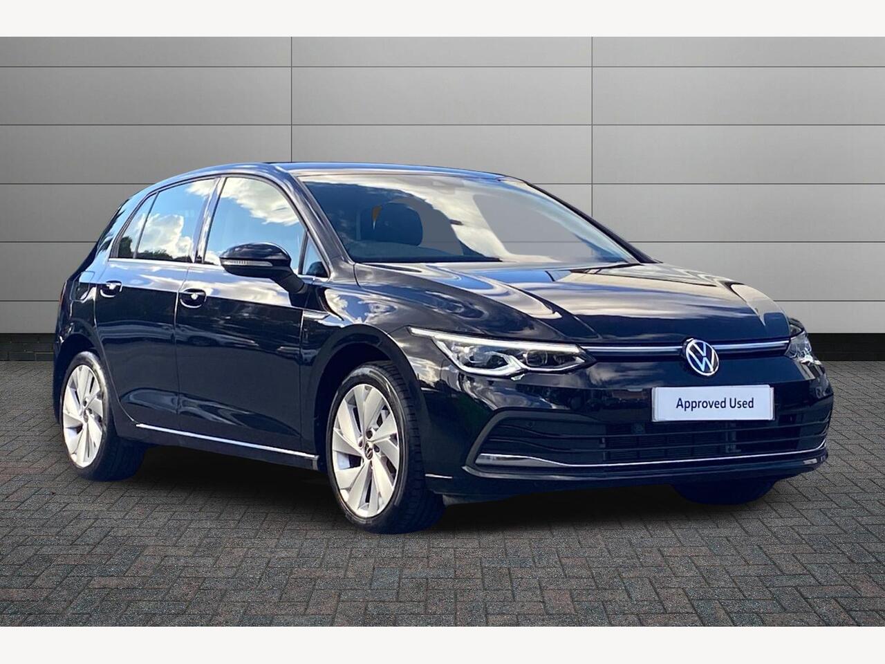Main listing image - Volkswagen Golf