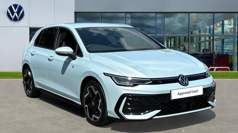 Main listing image - Volkswagen Golf